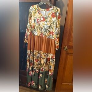 Brand New Celeste Autumn Floral Long Sleeve Dress